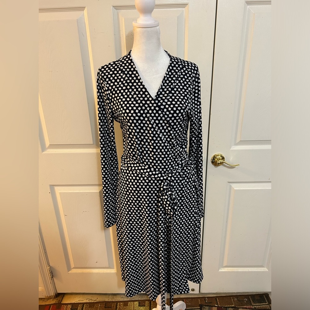 Banana Republic true wrap dress, Medium